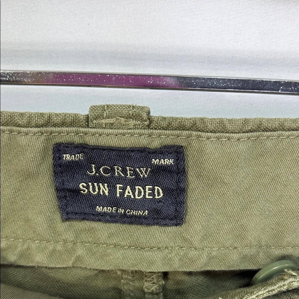 🦔 J.Crew Olive, cotton sun faded Chinos with Cuffs